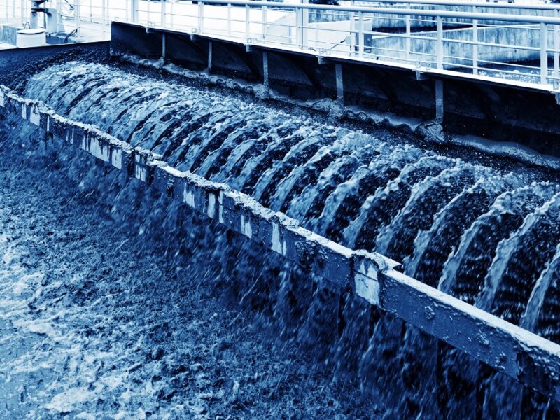 Desalación y reúso de aguas para el agro chileno como solución hídrica