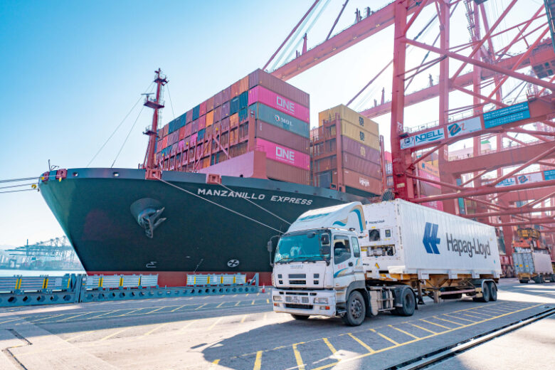 Exportación de cerezas chilenas en contenedores refrigerados rumbo a China para Año Nuevo chino