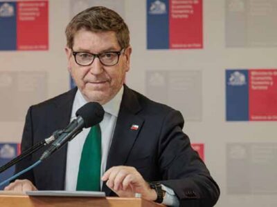 Gobierno advierte compleja situación en Codelco y anticipa revisión de su gestión