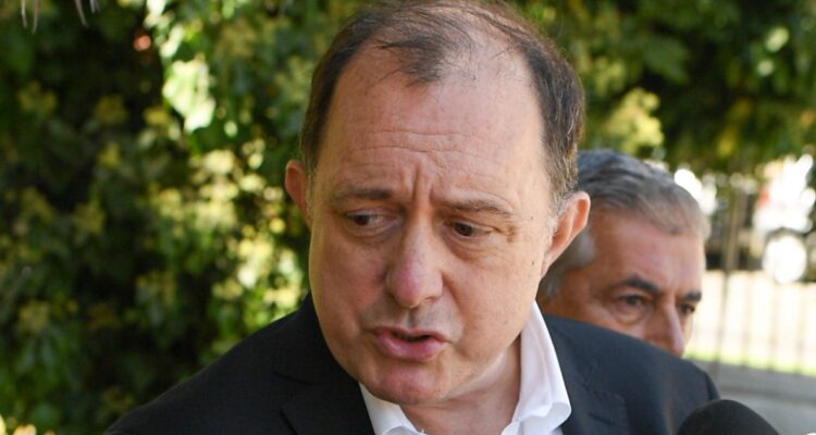 El Gobierno impulsa medidas para bajar hasta 15% el precio de viviendas nuevas en Chile, buscando reactivar el sector y facilitar el acceso.