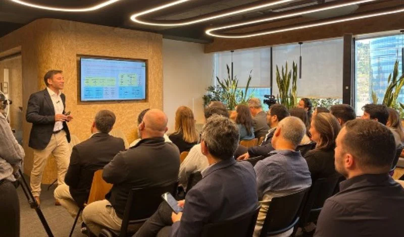 Expertos destacan que la innovación agrícola en Chile depende de conectar ciencia, tecnología y producción para enfrentar el cambio climático y mejorar la competitividad.