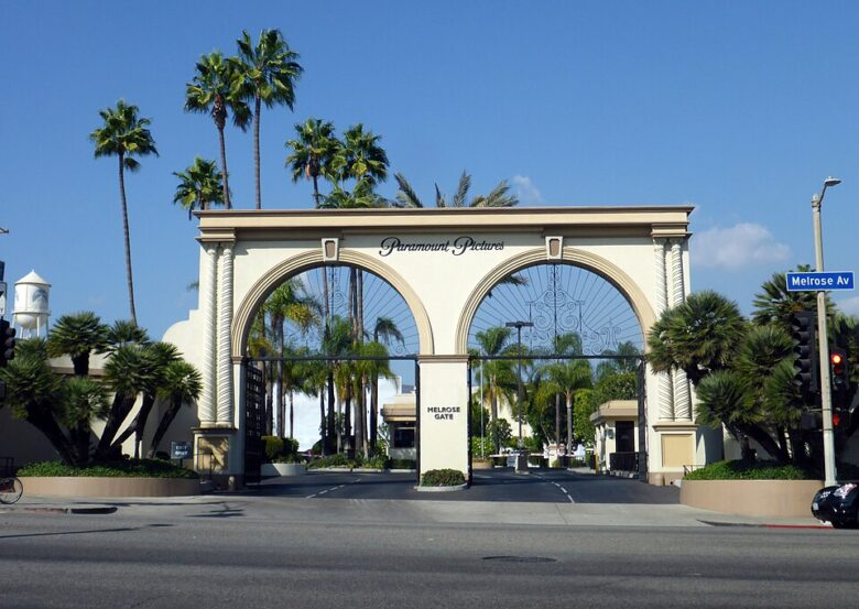 Una inversión de US$24 mil millones desde Medio Oriente impulsa la fusión entre Paramount y Warner, redefiniendo la industria del entretenimiento global.