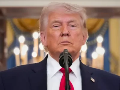 Petróleo al alza por tensión entre EE.UU. e Irán: presión sobre las bencinas reabre alerta para Chile