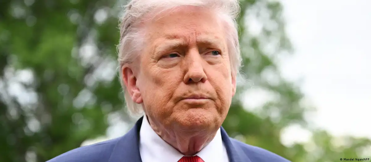Donald Trump suspendió un ataque contra Irán mientras avanzan negociaciones para evitar una guerra mayor en Medio Oriente y una nueva crisis global.