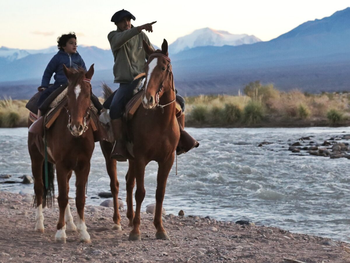 Cada vez más argentinos le dicen adiós a la ciudad y se van al campo