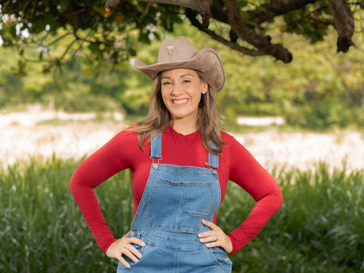 “Vende la finca, eres mujer, nadie te va a ayudar”: le dijeron eso, y hoy Cheryl Victoria le enseña a mujeres de toda Latinoamérica a hacer rentable la suya